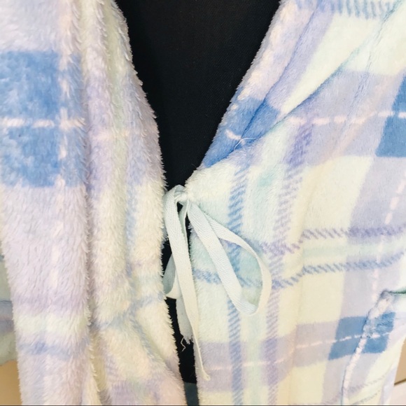 2/$20 Size S | Plaid Fleece Heavy Robe - Picture 12 of 15